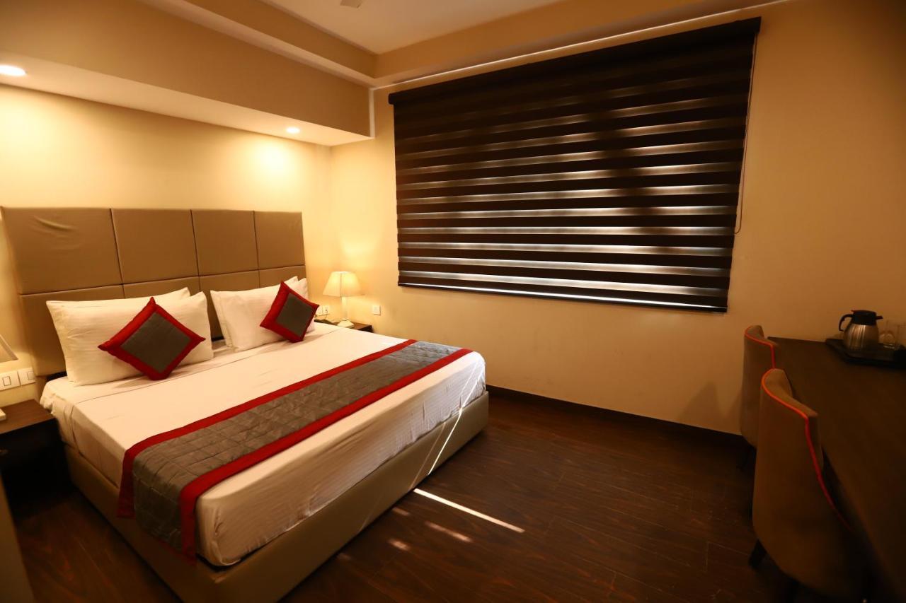 Hotel Azulo Inn Bhikaji Cama Place Delhi - Couple Friendly Local Ids Accepted Nueva Delhi Exterior foto