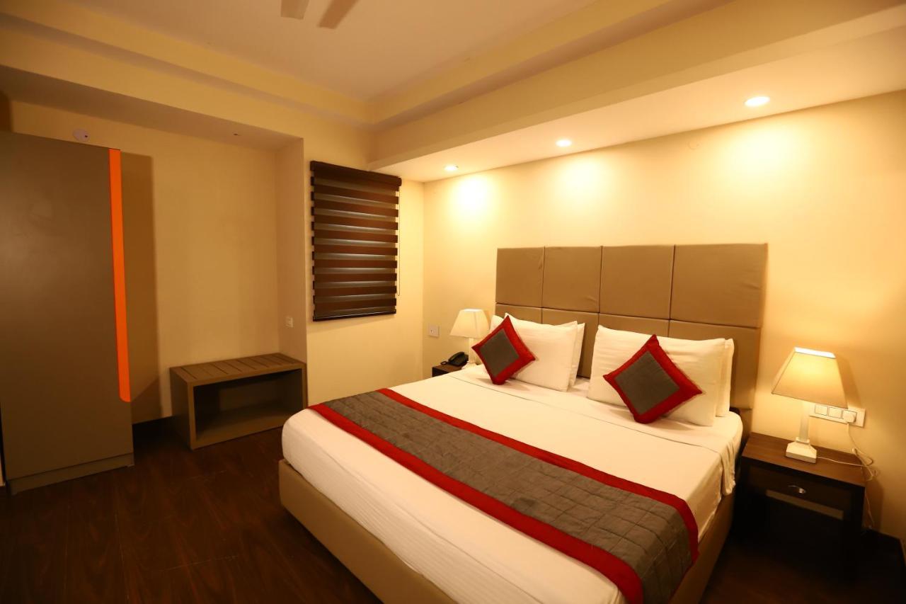 Hotel Azulo Inn Bhikaji Cama Place Delhi - Couple Friendly Local Ids Accepted Nueva Delhi Exterior foto